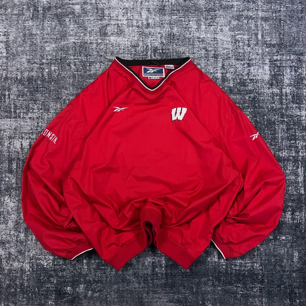 Vintage 90s Wisconsin Badgers Insulated Embroidered Pullover Windbreaker